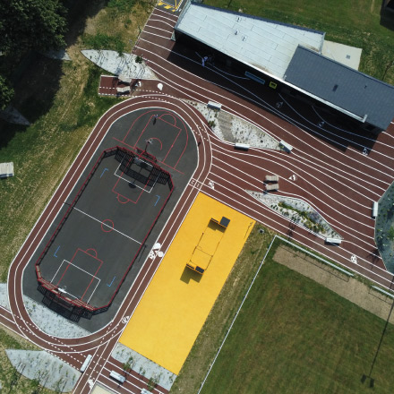 Marquage sol sportif basket ball et athlétisme HELIOS