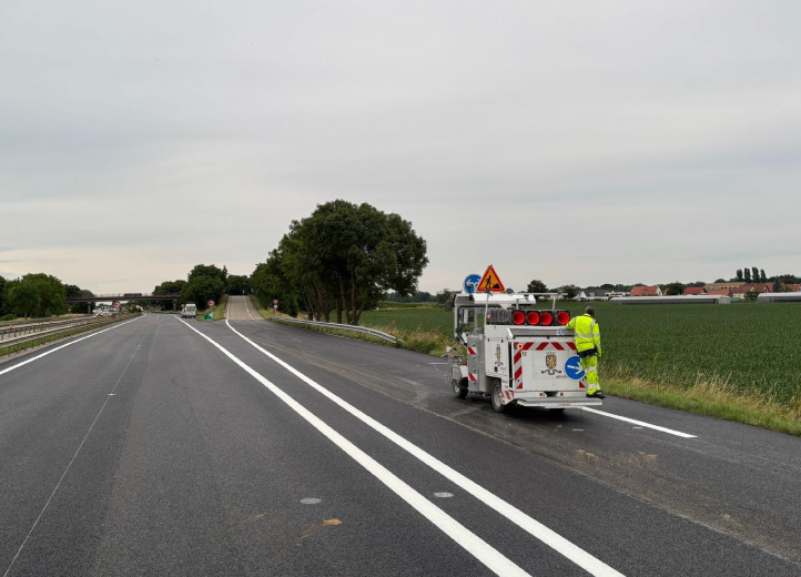 mission-marquage-des-routes-sur-le-D83-actu-11-06-25-marquage-des-routes-helios-1 Mission marquage sur le D83