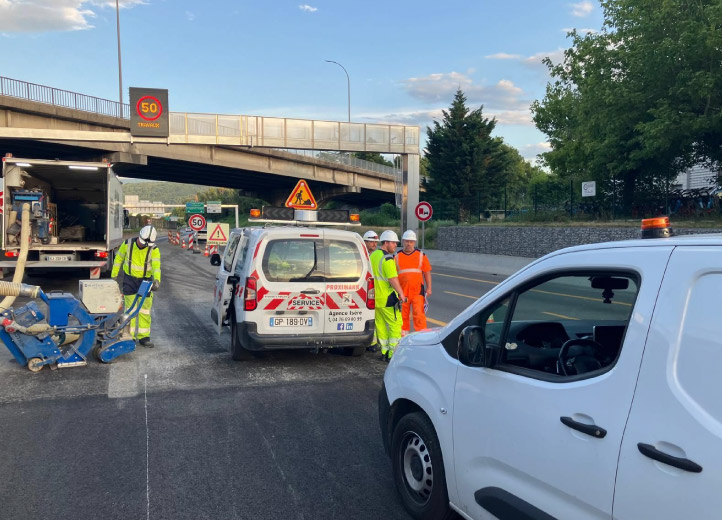 À deux pas de notre agence de Grenoble, nos équipes ont réalisé un chantier de marquage sur l’A480