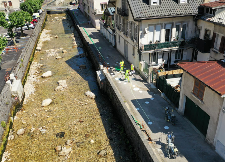 L'Échappée Bienne : un marquage design pour une nouvelle voie douce à Morez