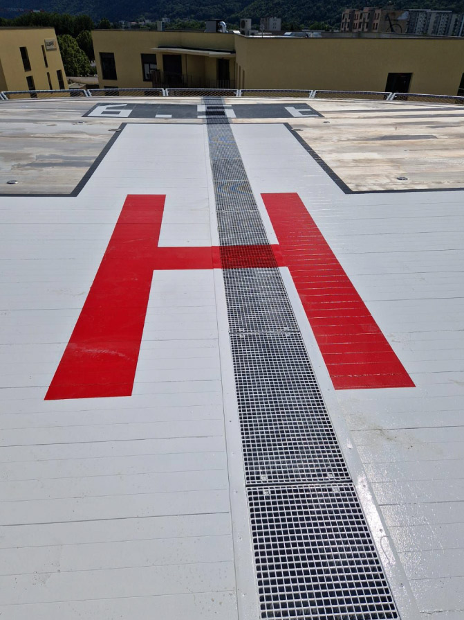 un-chantier-hors-norme-pour-notre-agence-d-isere-marquage-heliport-isere-29-07-25-1 Un chantier hors norme pour notre agence d’Isère