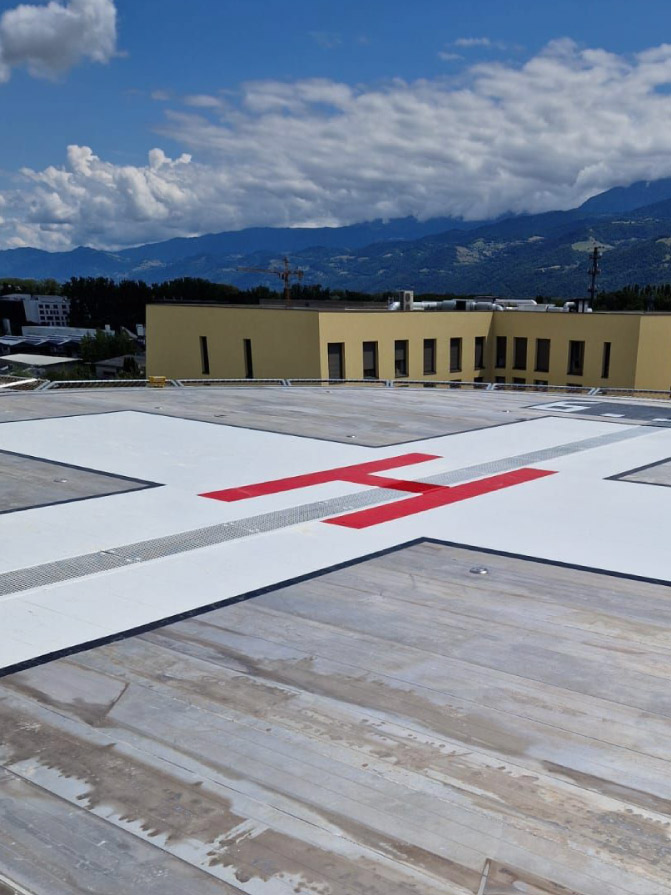 un-chantier-hors-norme-pour-notre-agence-d-isere-marquage-heliport-isere-29-07-25-4 Un chantier hors norme pour notre agence d’Isère