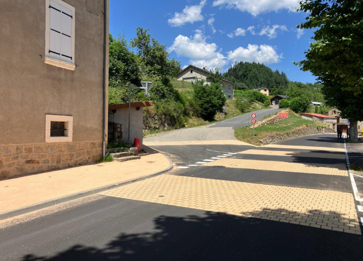 un-nouvel-eclat-pour-la-commune-de-saint-julien-dintres-2 Un nouvel éclat pour la commune de Saint-Julien d’Intres