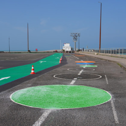 Marquage au sol et design actif pour les ports