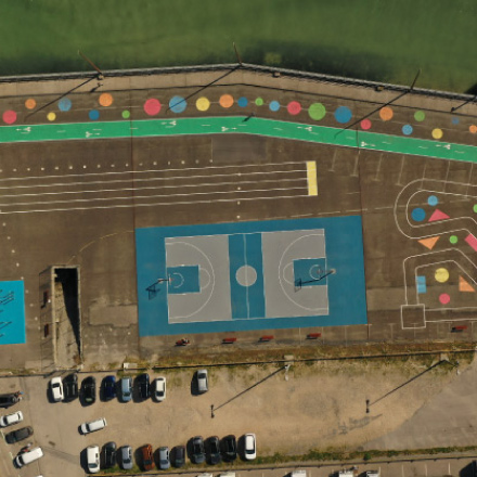 Marquage au sol et design actif pour les ports