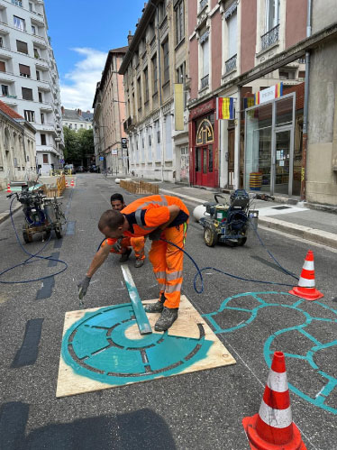 nouveau-terrain-de-jeu-devant-l-ecole-jean-jaures-grenoble-9 Un projet porté par la Ville de Grenoble