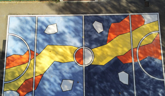 Des cours d’école transformées en Normandie