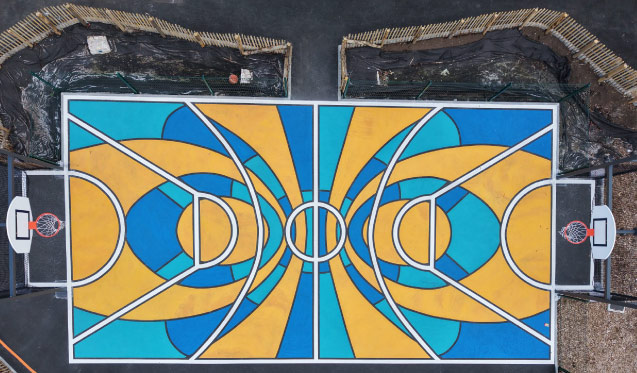 Des cours d’école transformées en Normandie