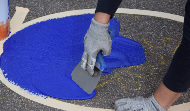 Des cours d’école transformées en Normandie