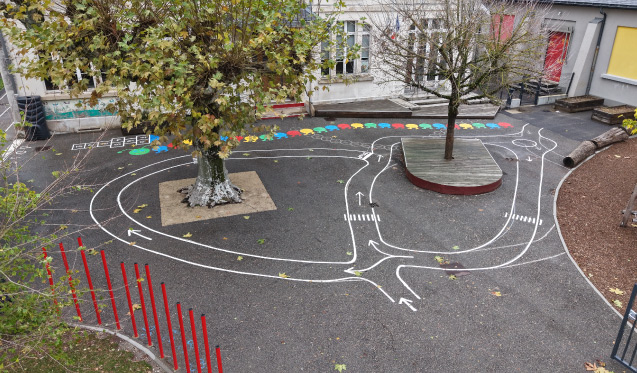 HÉLIOS met des couleurs à l’école de Saint-Laurent-du-Pont