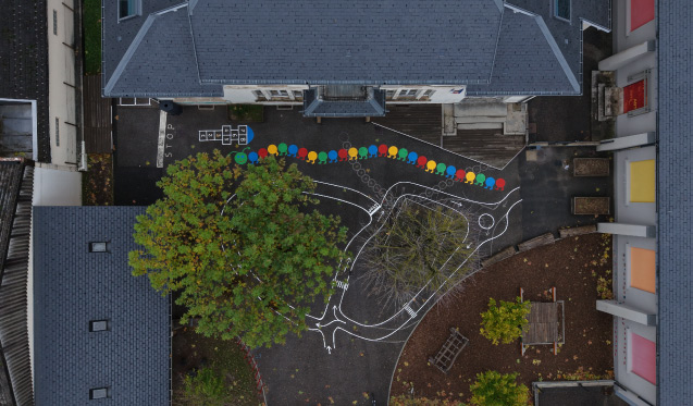 HÉLIOS met des couleurs à l’école de Saint-Laurent-du-Pont