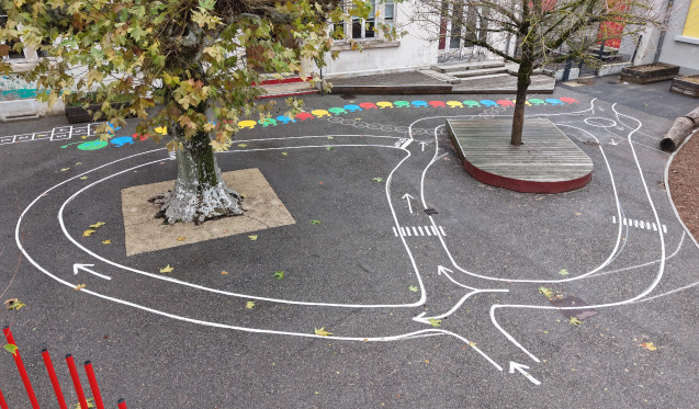 HÉLIOS met des couleurs à l’école de Saint-Laurent-du-Pont