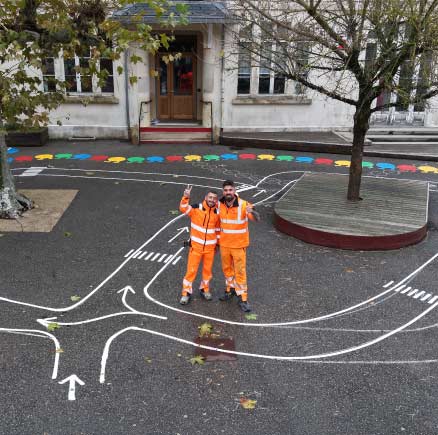 HÉLIOS met des couleurs à l’école de Saint-Laurent-du-Pont