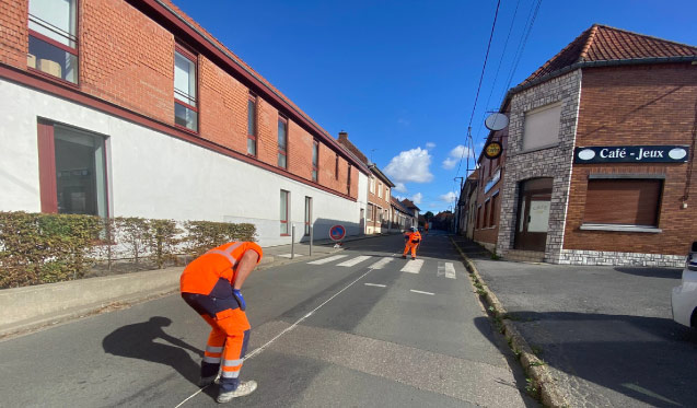 Une signalisation à perte de vue sur la RD77