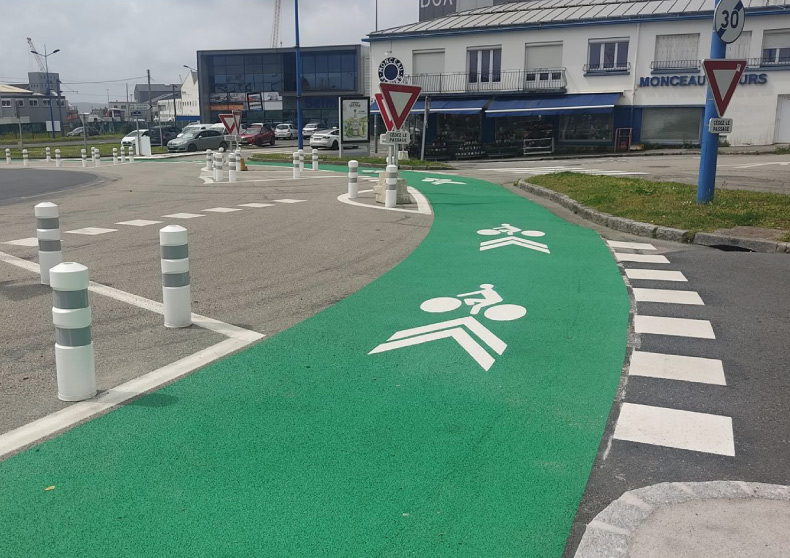 Des pistes cyclables plus visibles et plus sûres