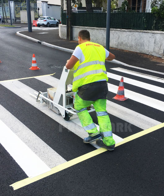 Marquage au sol passage piéton