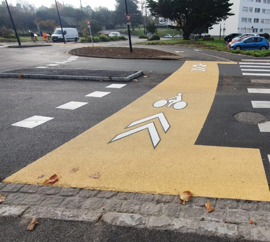 Marquage et aménagement des pistes cyclables en zone urbaine