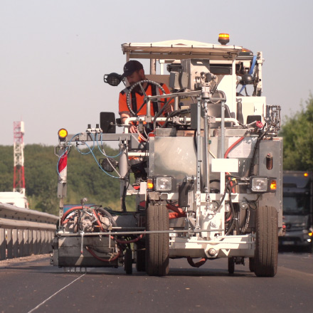 Signalisation horizontale et marquage des routes et autoroutes - HELIOS - marquage des routes et autoroutes